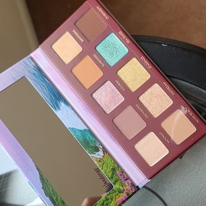 Wandress Escape Eyeshadow Palette by Wander Beauty